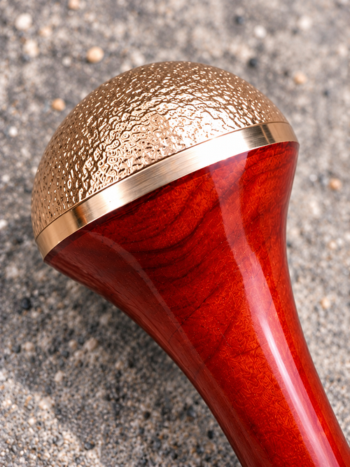 Relax Facial Wand – Metallic Dome Detail